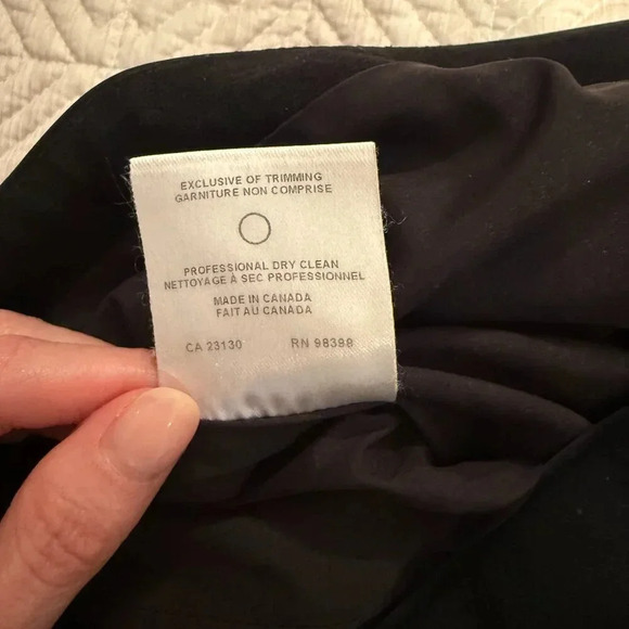 Black Wool Pencil Skirt with Back Slit, Judith and Charles, US 2 - Picture 8 of 8